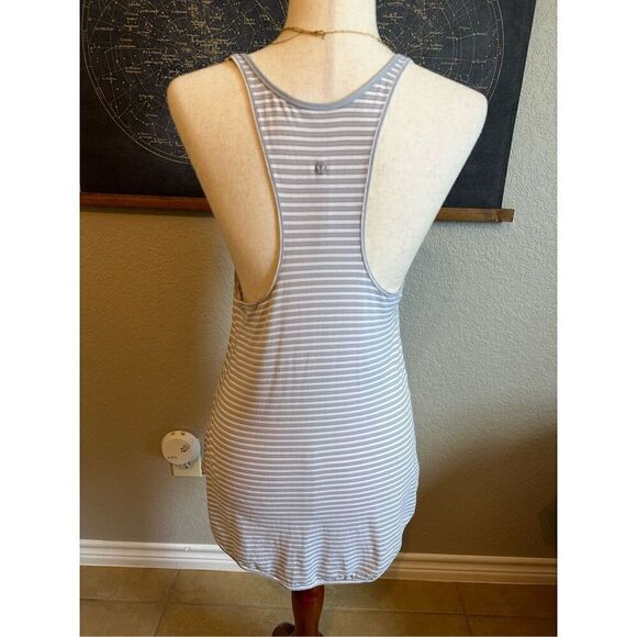 Lululemon What The Sport Striped Racerback Workout White Gray Tank Women Sz 6 - Picture 6 of 13